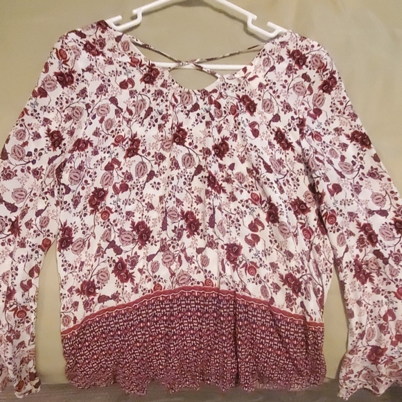 Shirt - Picture 2 of 3